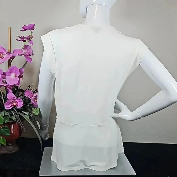Express V-Neck Peplum Top Size M - Picture 2 of 4